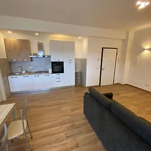 Viriamo House Roma , Acilia Italia