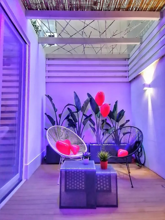 Hello Gorgeous Suite Bari Apartment